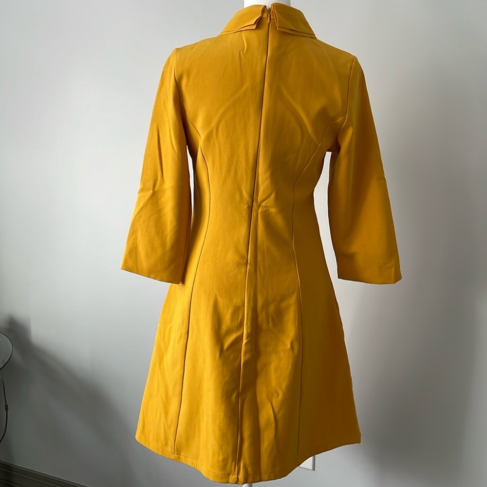 Coeur de Vague Yellow Floral Shift Dress - Picture 5 of 5